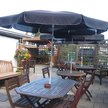 The Crosskeys Inn Usk Eksteriør billede