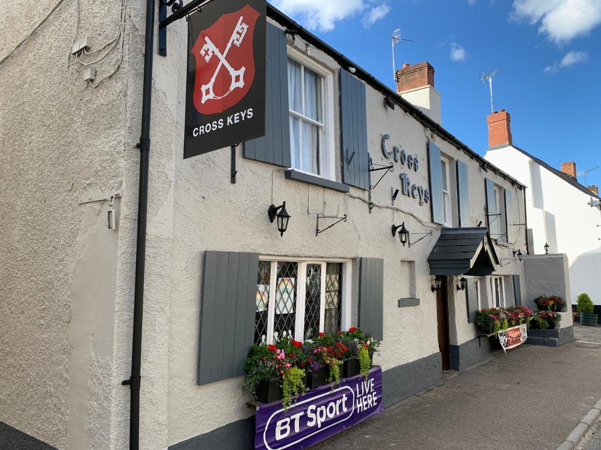 The Crosskeys Inn Usk Eksteriør billede