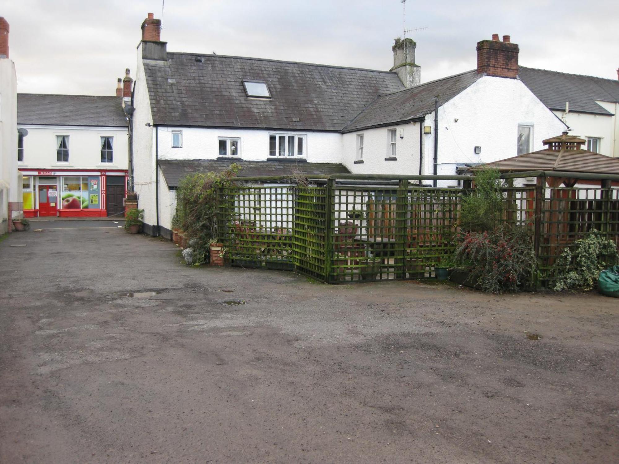 The Crosskeys Inn Usk Eksteriør billede